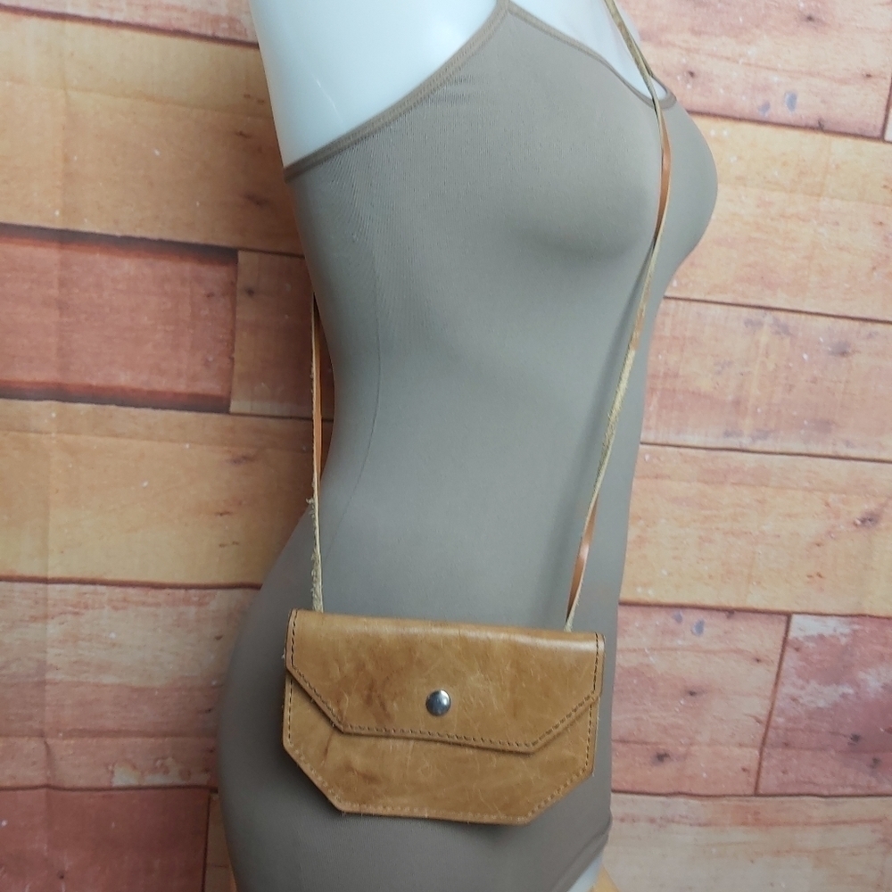 𝅺Vintage distress leather crossbody mini purse